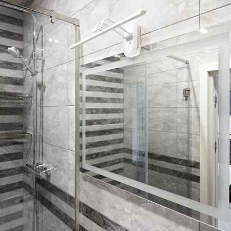 16 Kamanina 1-bedroom With Terrace *