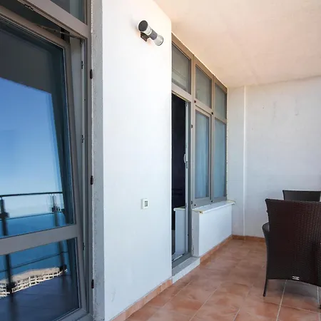 16 Kamanina 1-bedroom With Terrace Apartment *